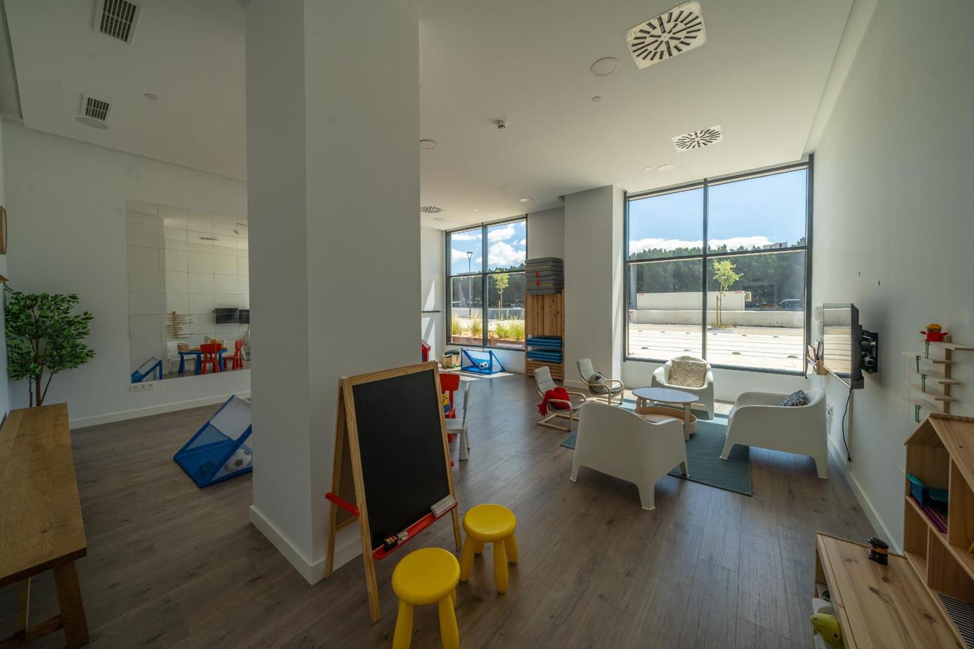 Apartment Xpce Urban Skyline - Parking Free *